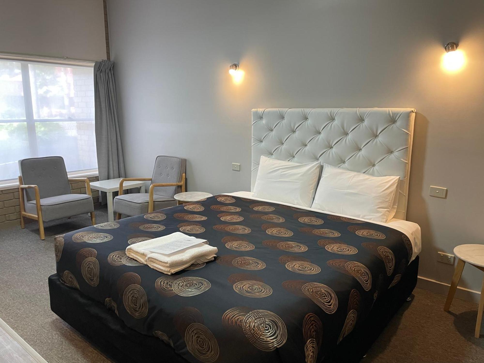 Tropicana Motor Inn Cowes Extérieur photo
