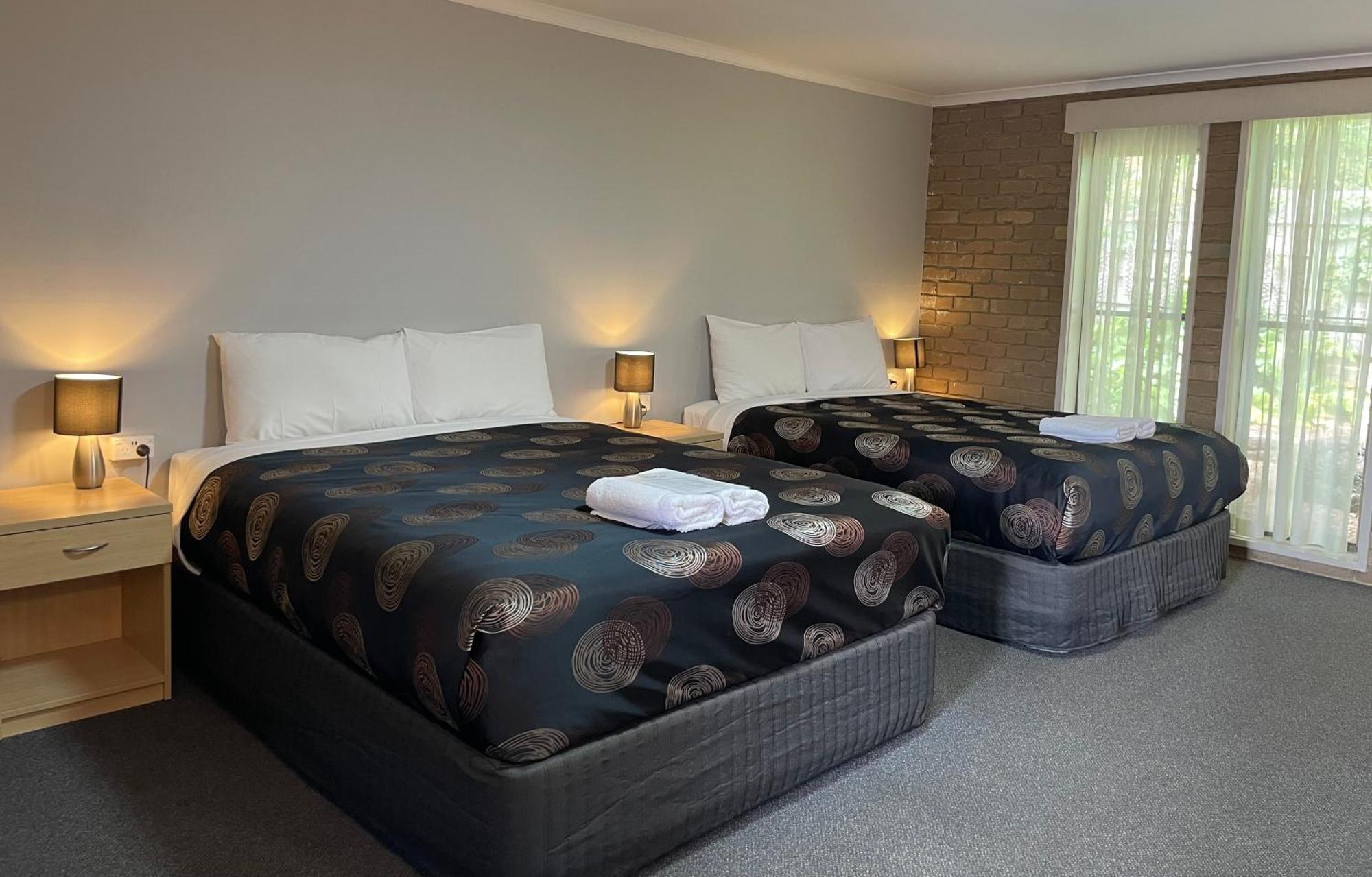 Tropicana Motor Inn Cowes Extérieur photo