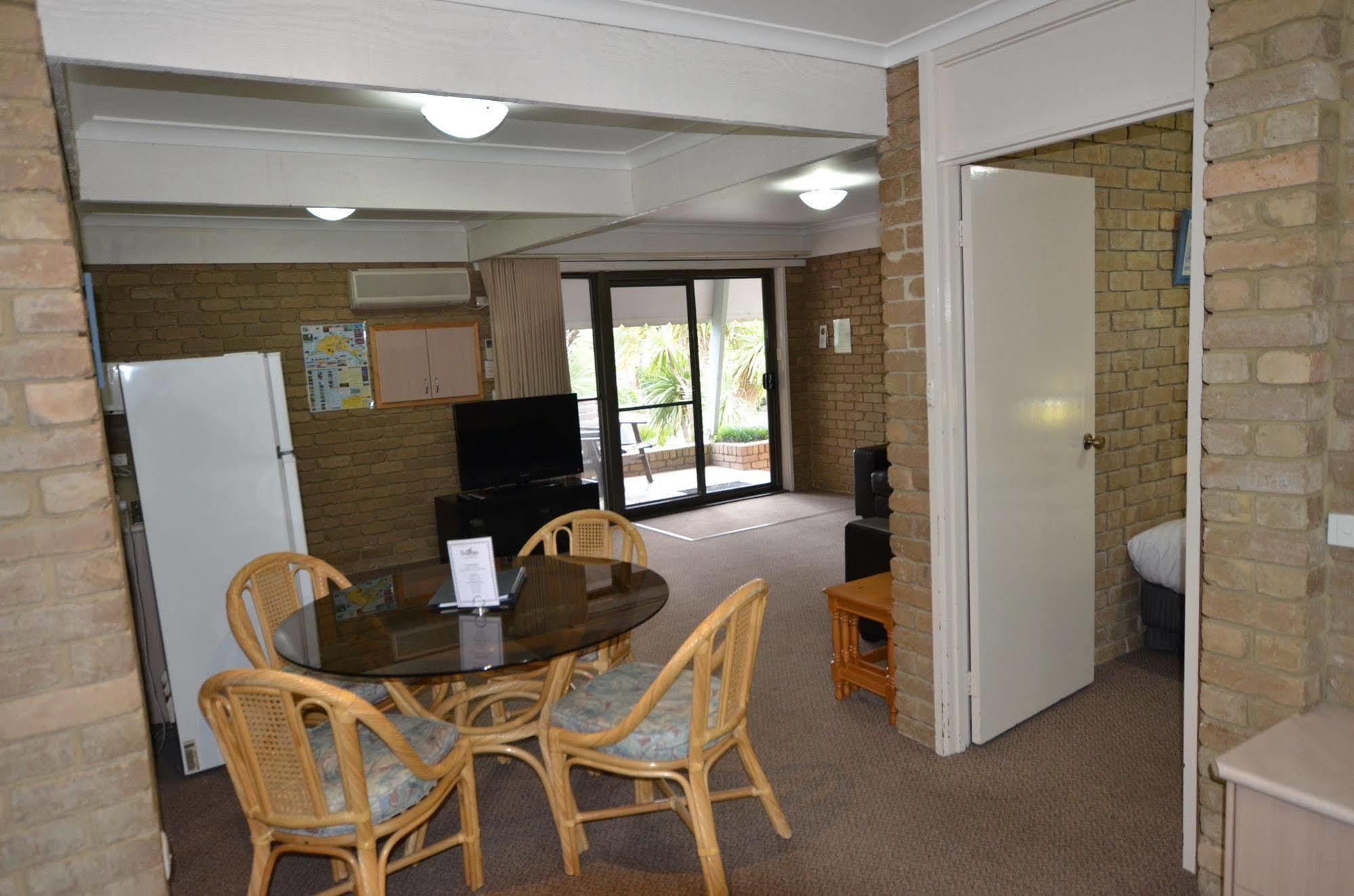 Tropicana Motor Inn Cowes Extérieur photo